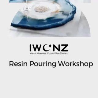 Thank you to @islamicwomenscouncilnz for inviting me to host a beautiful event, and a big thank you to all the lovely ladies who came to learn a new skill, to create and have a great time!
 
More collaborations, events and workshops to come in 2024 🤍

#artevent #resin #resinworkshop #nzartist #nzartevent